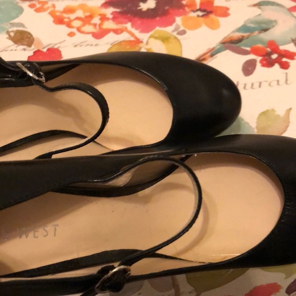 COPY - Black leather Nine West Mary-Janes - Picture 5 of 6